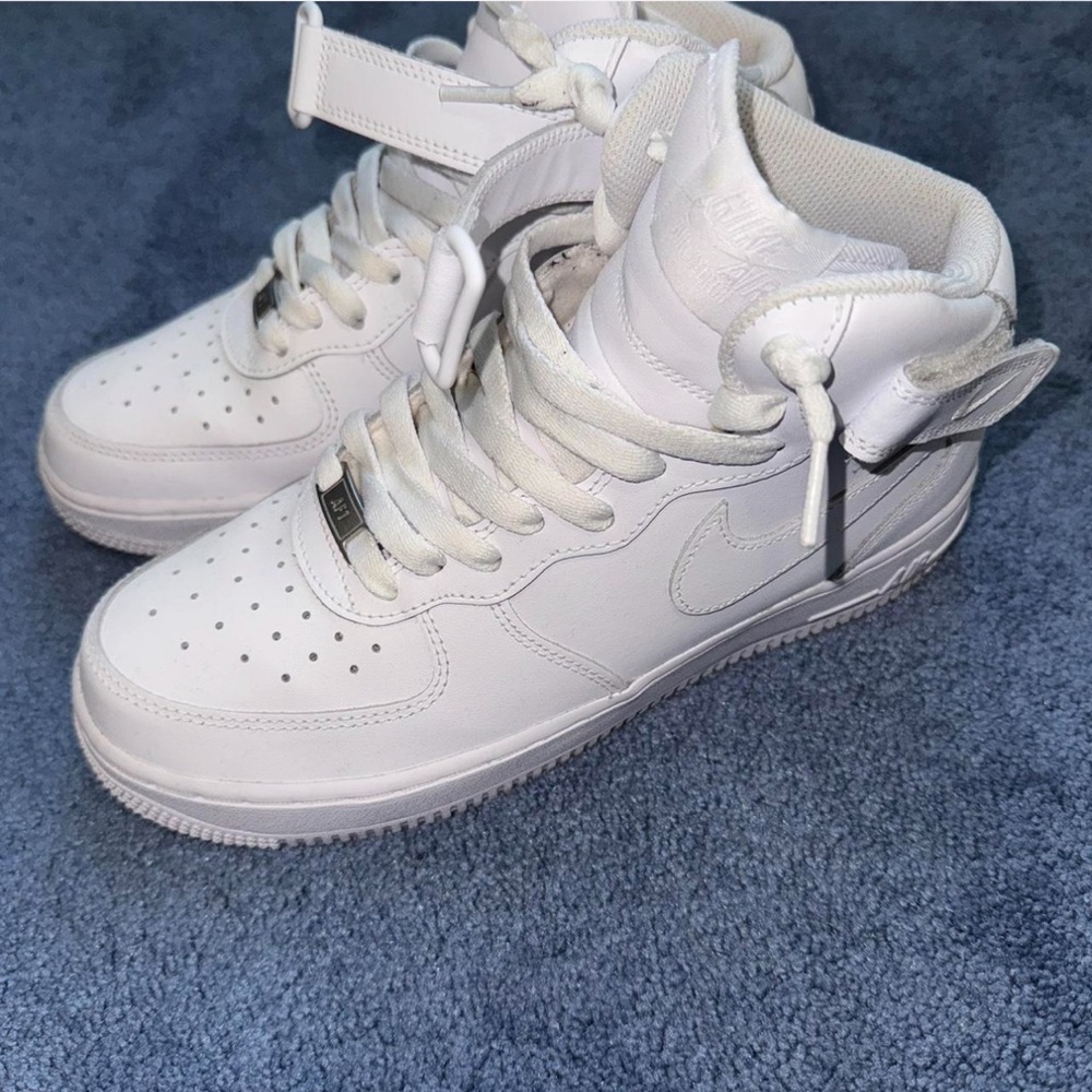 Nike Air Force 1 Mid